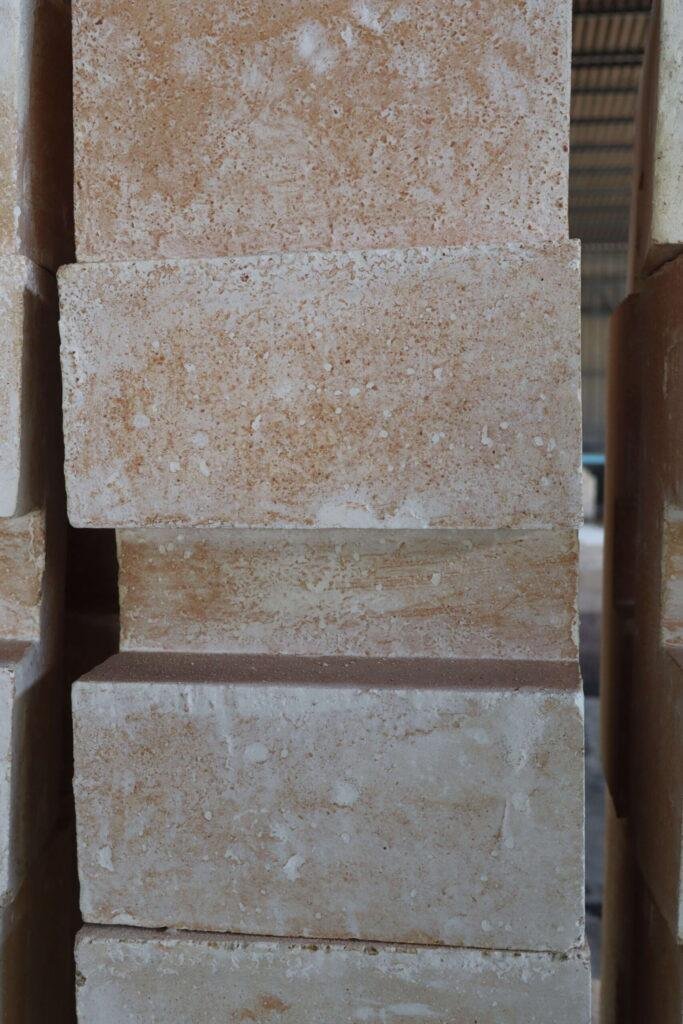 High Alumina Refractory Bricks (ALFA-80%)