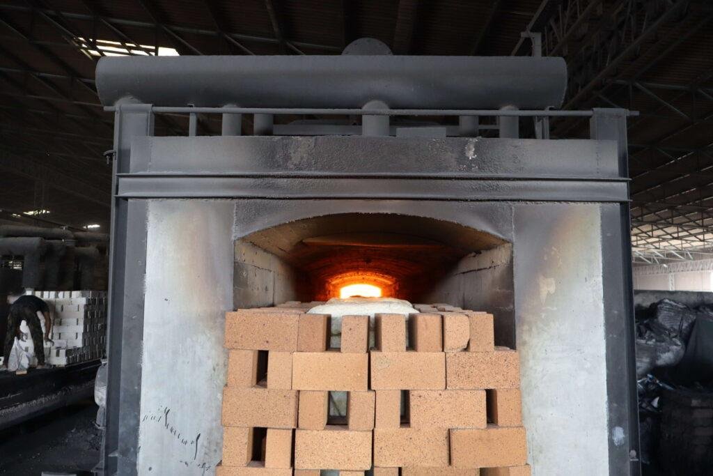 Standard Fireclay Bricks (ALFA-30%)